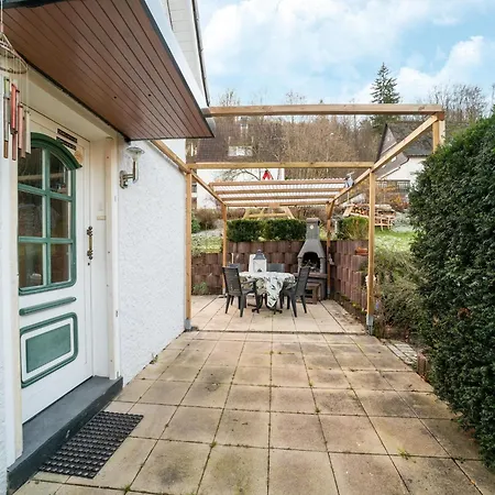Cute In Yalet Holiday home